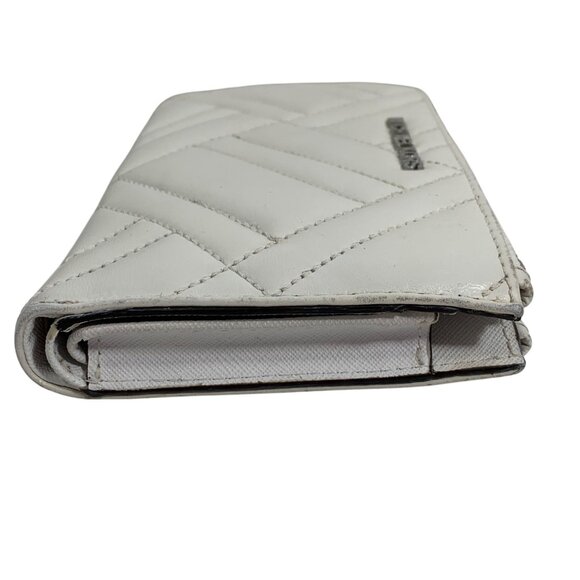Michael Kors Peyton White Quilted Leather Wristlet Bifold Wallet Phone Case - Picture 5 of 15